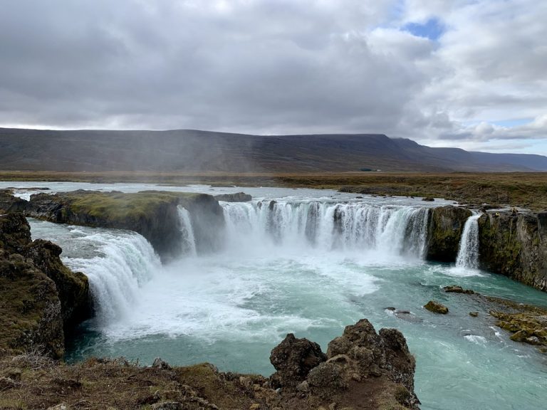 Godafoss waterval in Ijsland