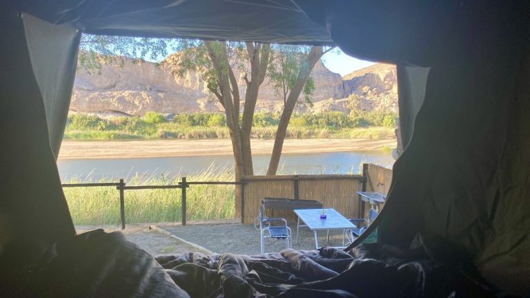 Noordoewer camping route door Namibië
